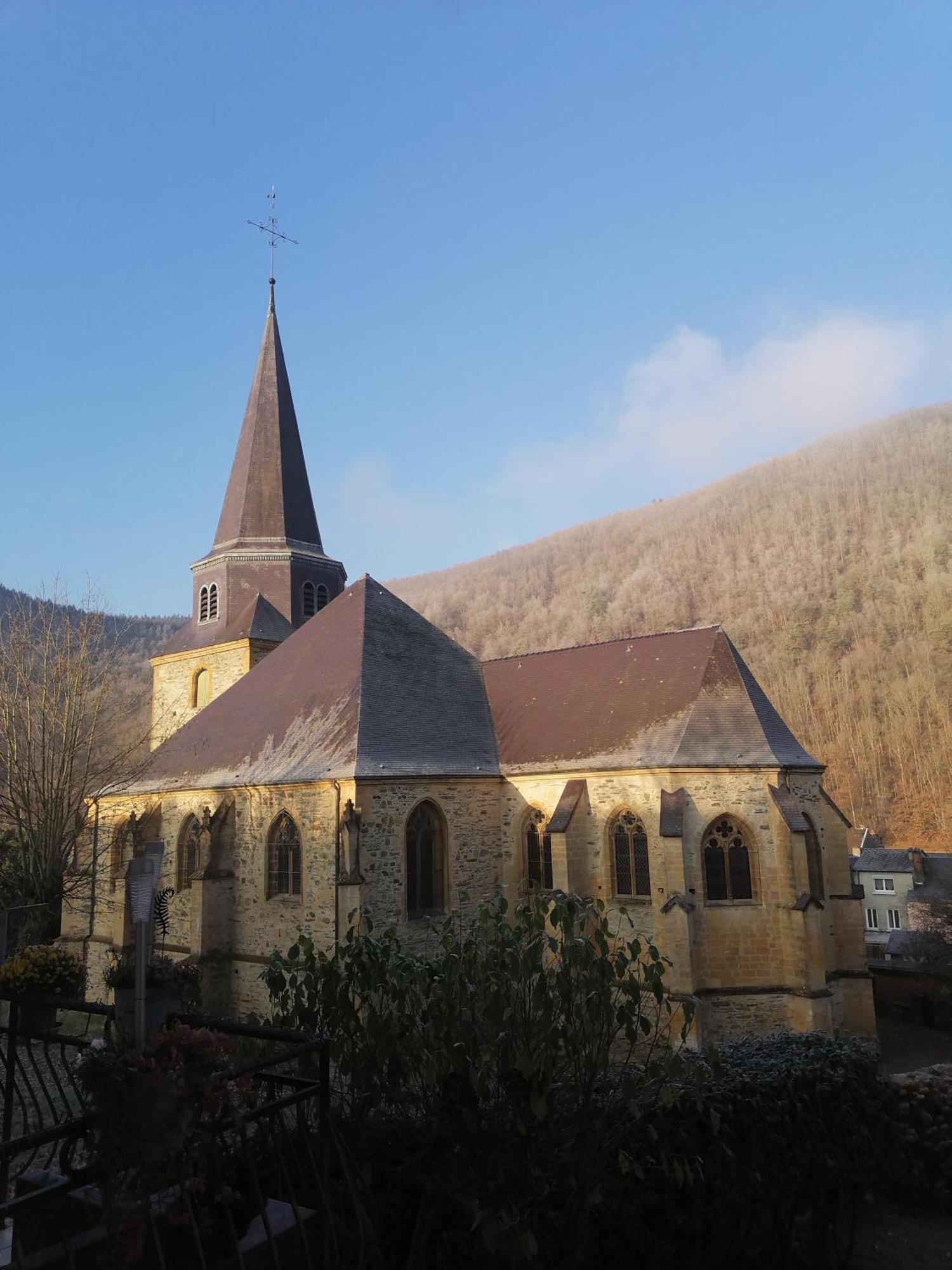 Chez Many, Par Fred Et Henri Bed & Breakfast Montherme Exterior photo